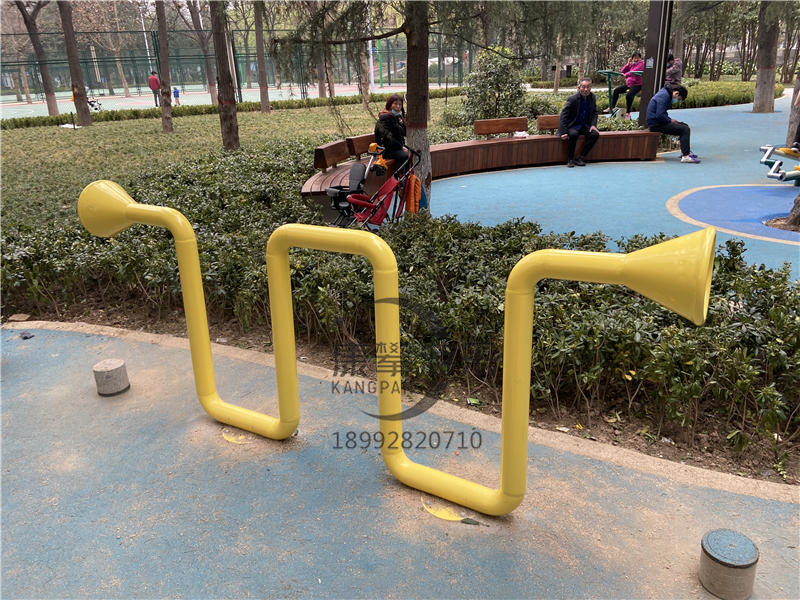 西安明德門唐城墻遺址公園戶外游樂(lè)設(shè)施和健身器材案例