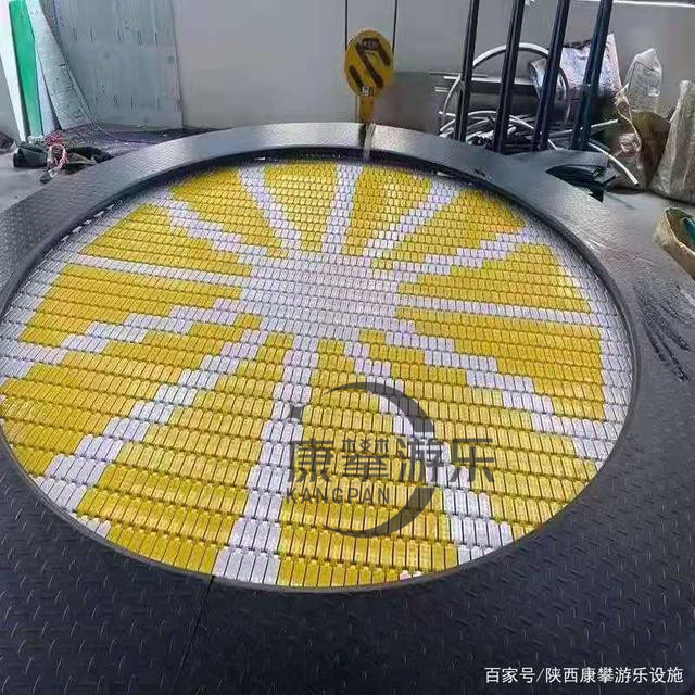 地面蹦床 地面蹦床