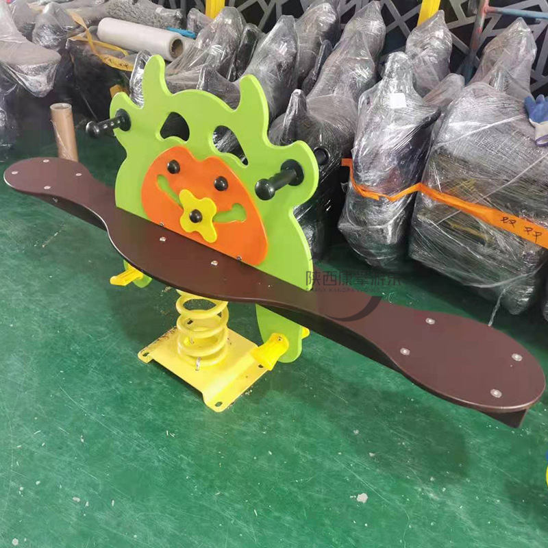 卡通PE板蹺蹺板 卡通PE板蹺蹺板