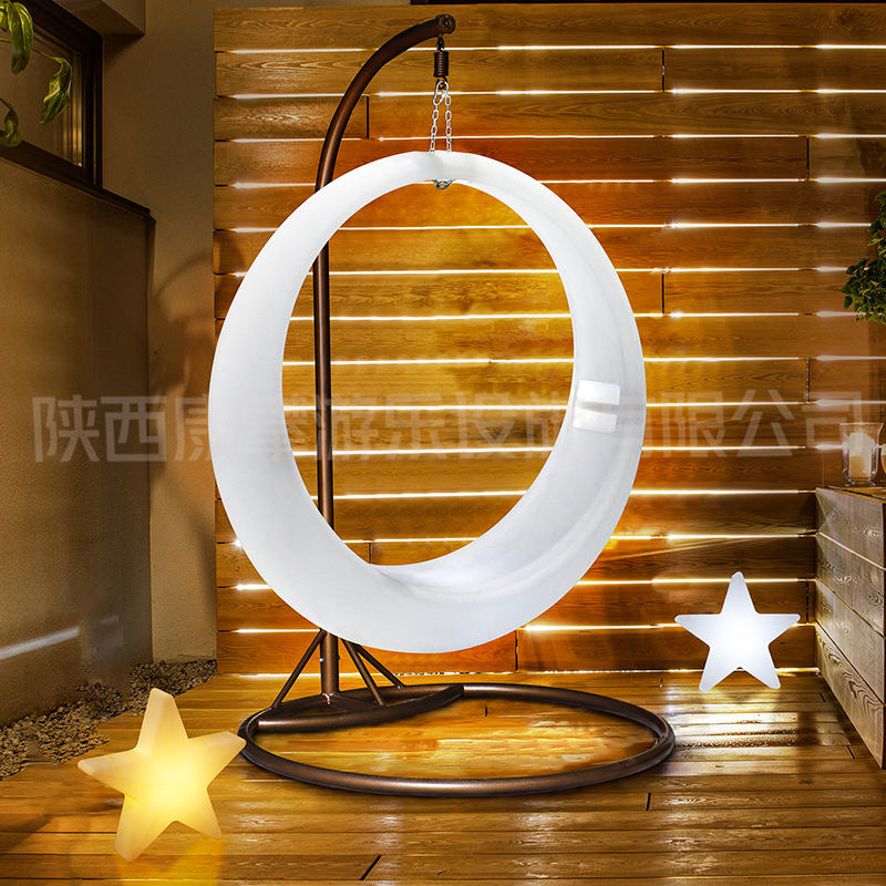 燈光秋千 燈光秋千