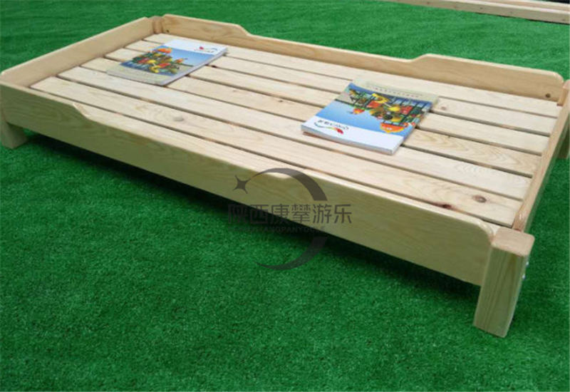 幼兒園木質(zhì)兒童床