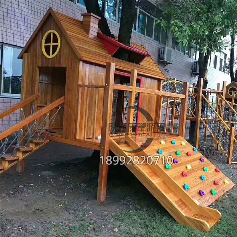 木質(zhì)游樂設(shè)備