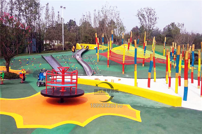 兒童游樂(lè)設(shè)施