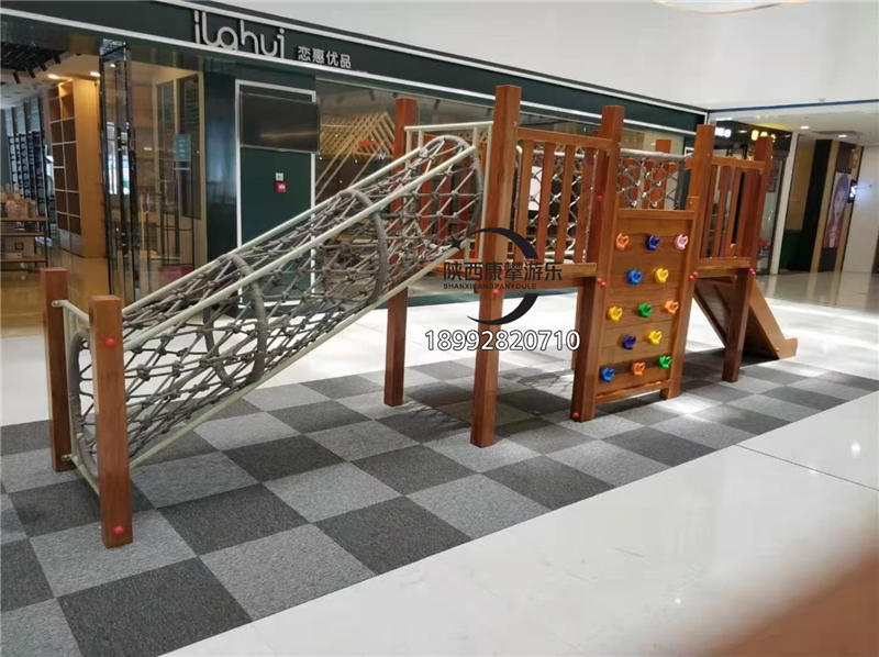 木質(zhì)滑梯 木質(zhì)滑梯