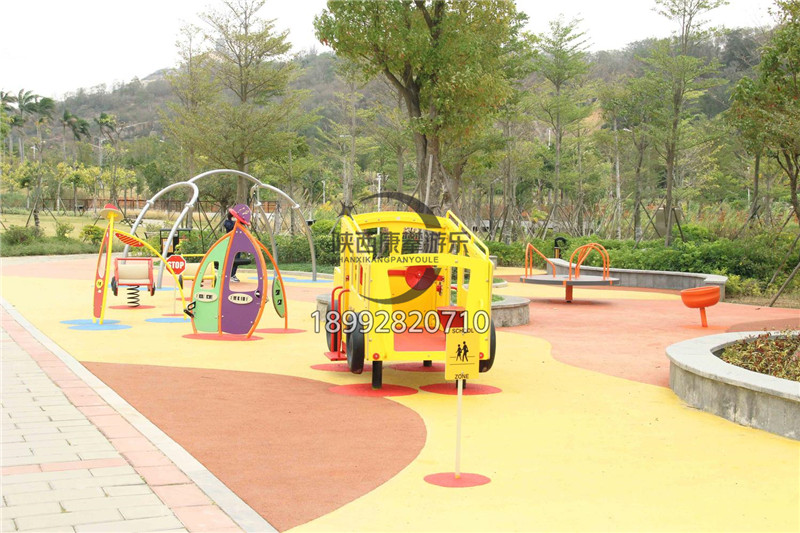 兒童游樂(lè)設(shè)施