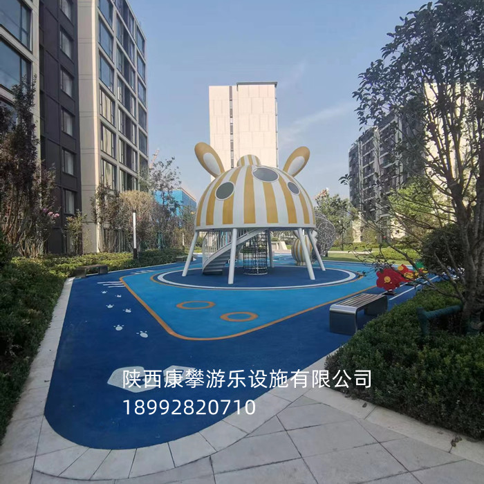 戶外游樂設(shè)備