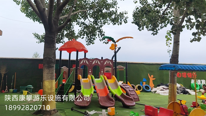 幼兒園滑滑梯 幼兒園滑滑梯