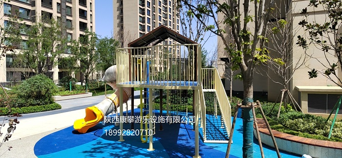 戶外玻璃樹屋滑梯組合 戶外玻璃樹屋滑梯組合