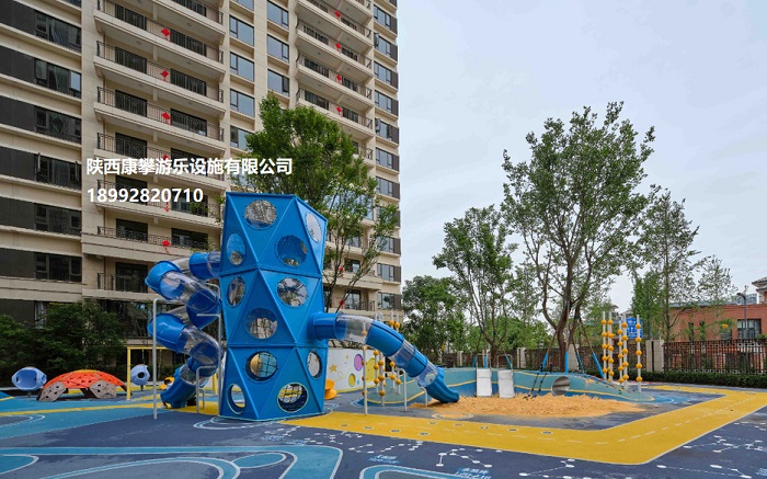 戶(hù)外非標(biāo)滑梯