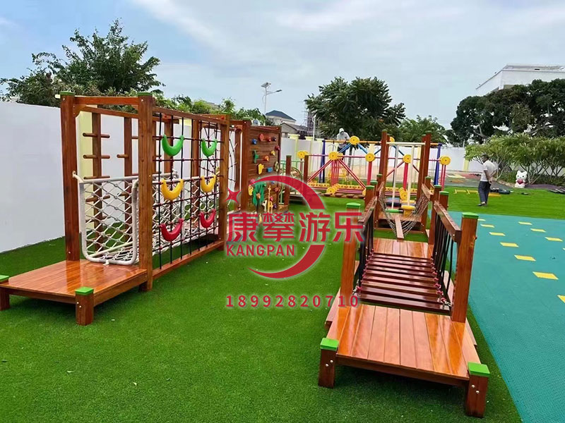 幼兒園木質拓展組合