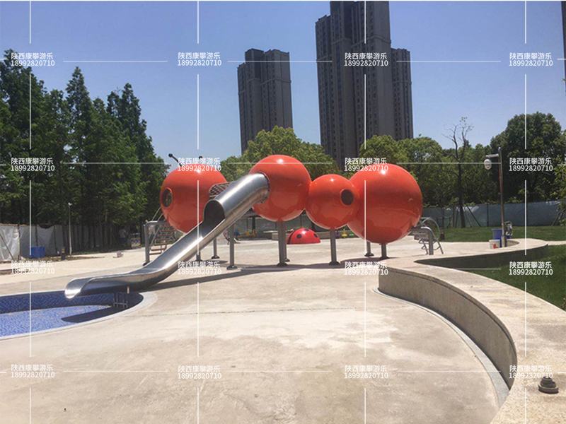 無(wú)動(dòng)力游樂(lè)園非標(biāo)不銹鋼滑梯定制