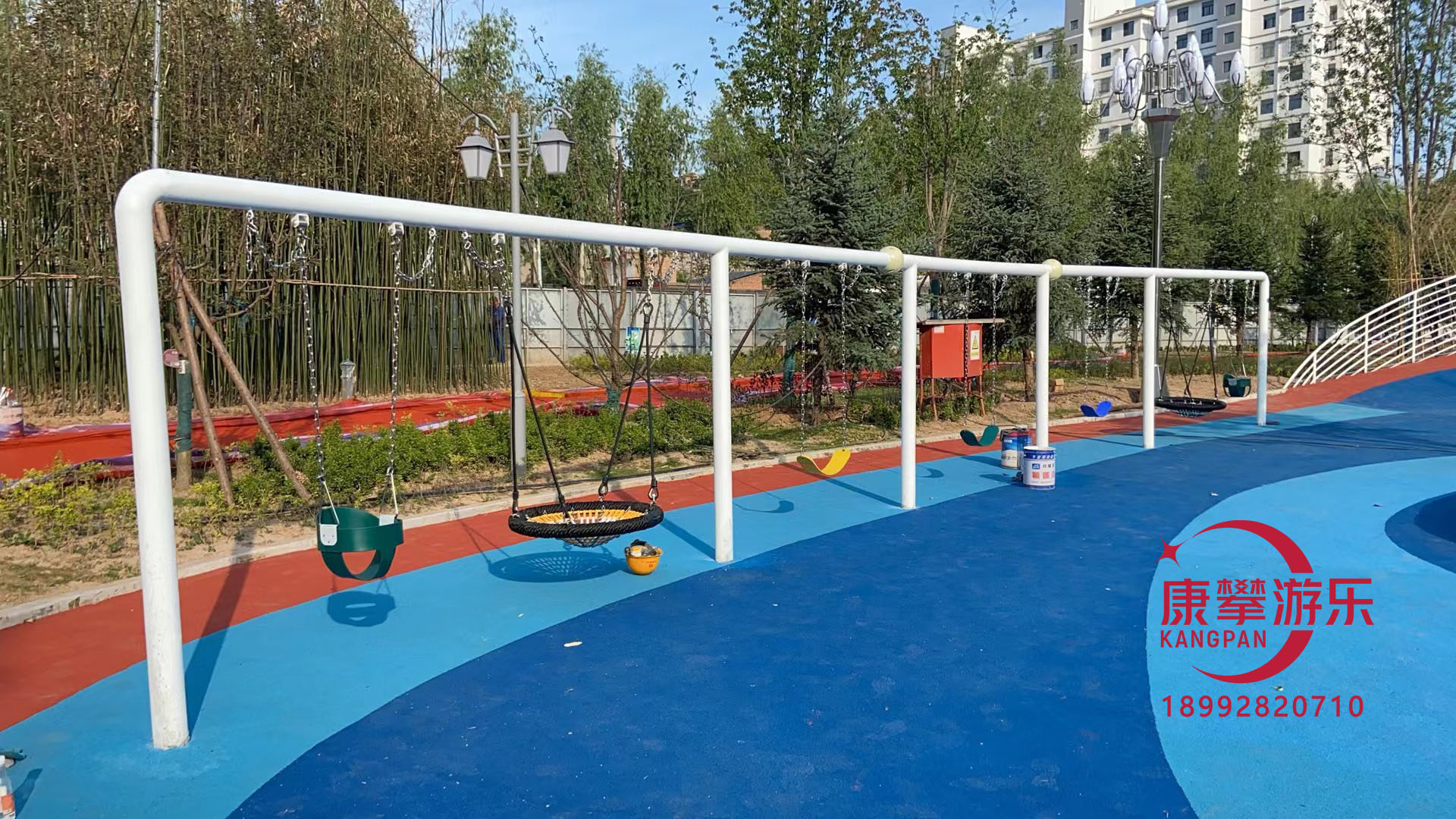 兒童游樂(lè)設(shè)施