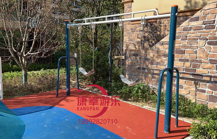 戶外秋千設(shè)施 戶外秋千設(shè)施