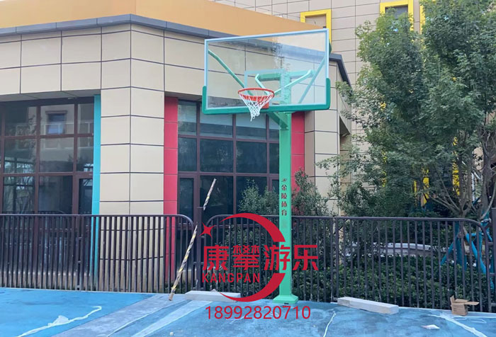 戶外籃球框設(shè)施 戶外籃球框設(shè)施