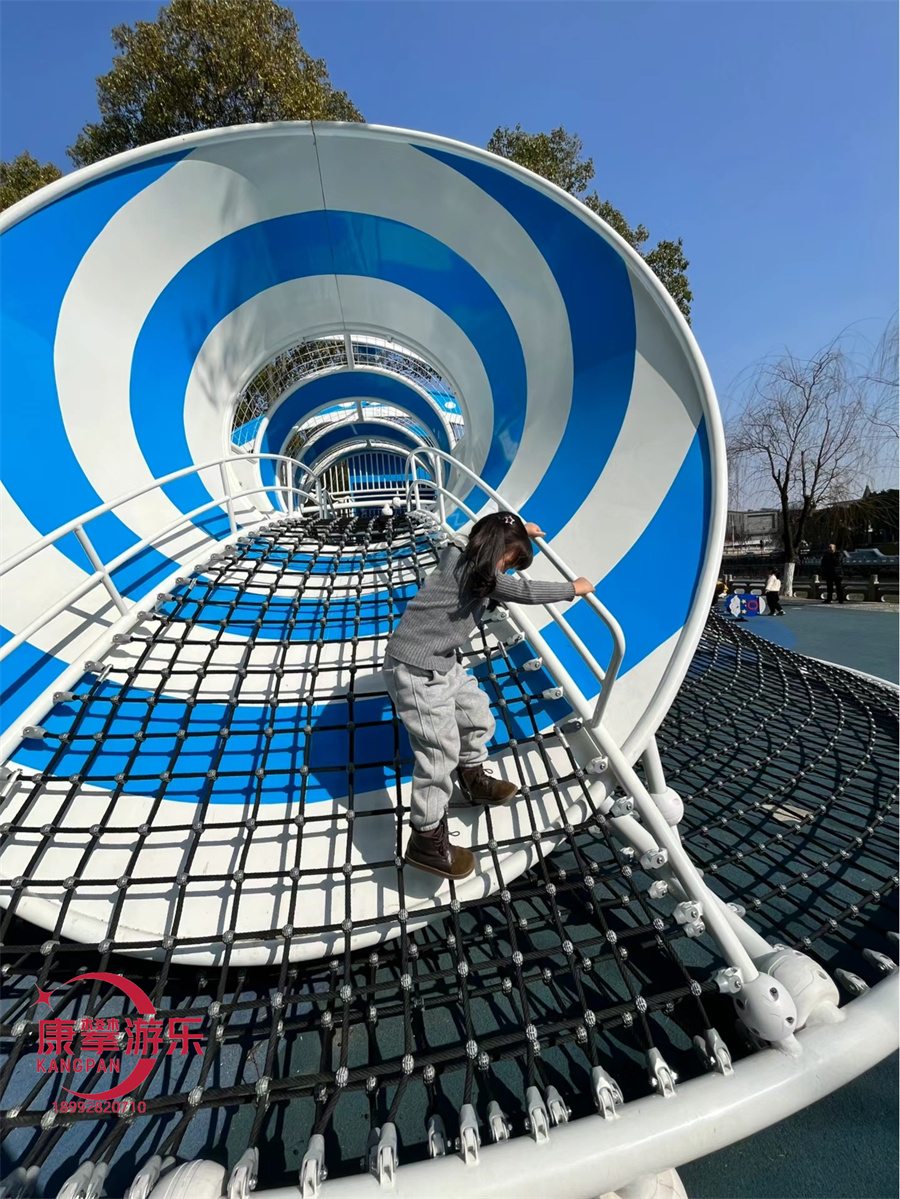 非標(biāo)游樂設(shè)施