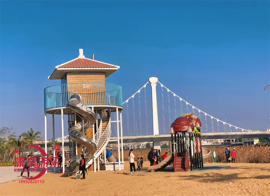 非標(biāo)游樂(lè)設(shè)施