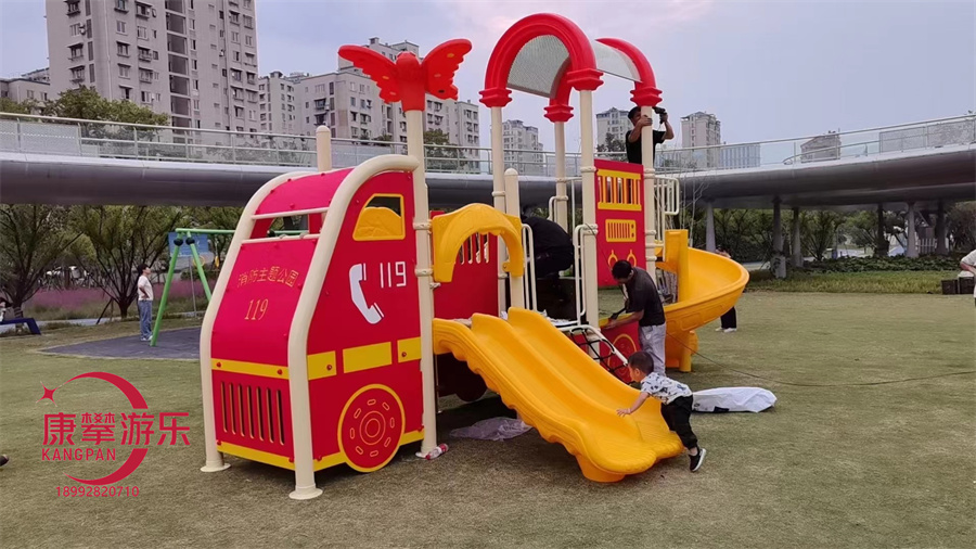 公園火警119消防車組合滑梯案例 公園火警119消防車組合滑梯案例