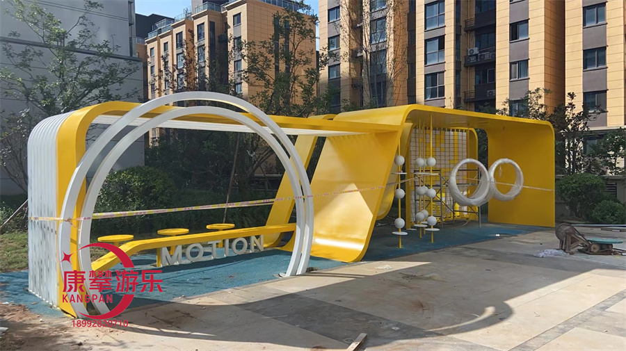 西安藍田縣翻轉(zhuǎn)墻安裝過程 西安藍田縣翻轉(zhuǎn)墻安裝過程