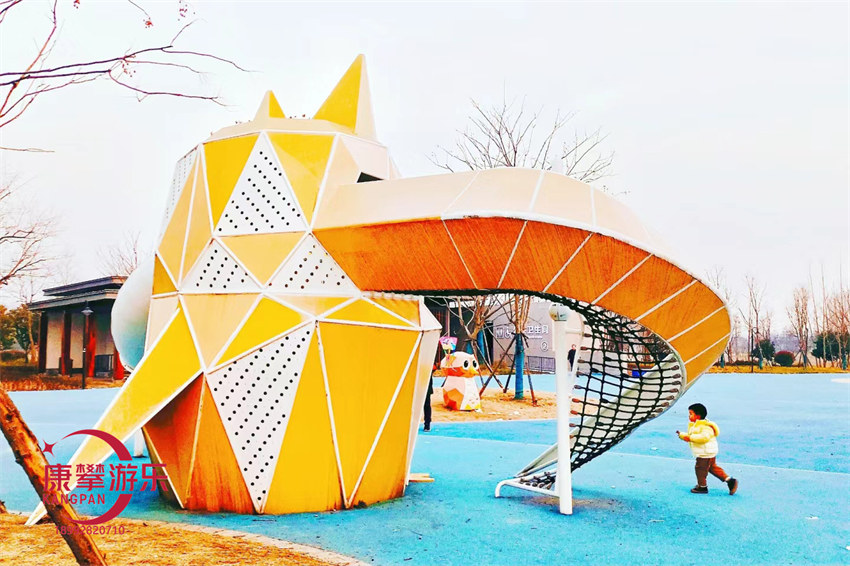 非標(biāo)兒童游樂(lè)設(shè)施