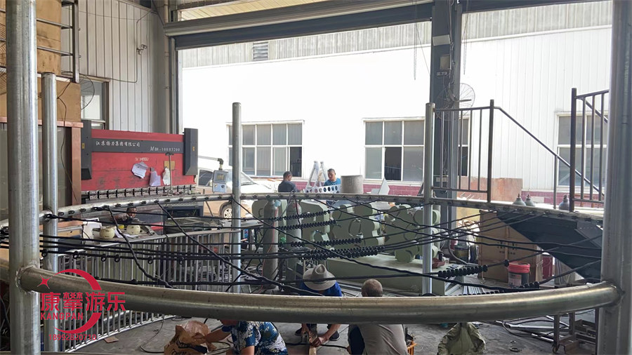 蹦床生產現(xiàn)場